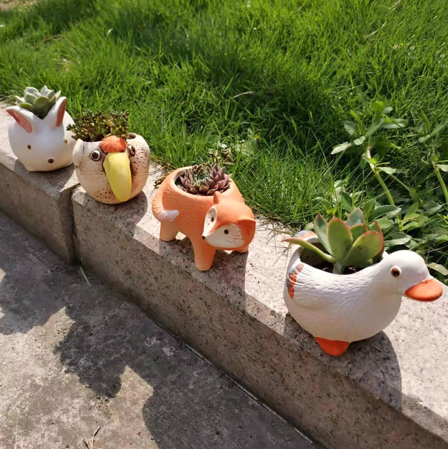 4 Piece Ceramic Plant pots Indoor Pots Set with Drainage Holes, Little Animal Decorative Flower Pots for Indoor&Outdoor Little Plants, Cute Cactus/Bonsai Plant Pots